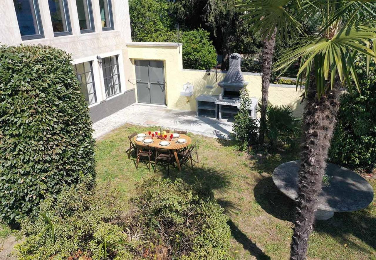 Beach Villa Fiorina Ghiffa Bagian luar foto