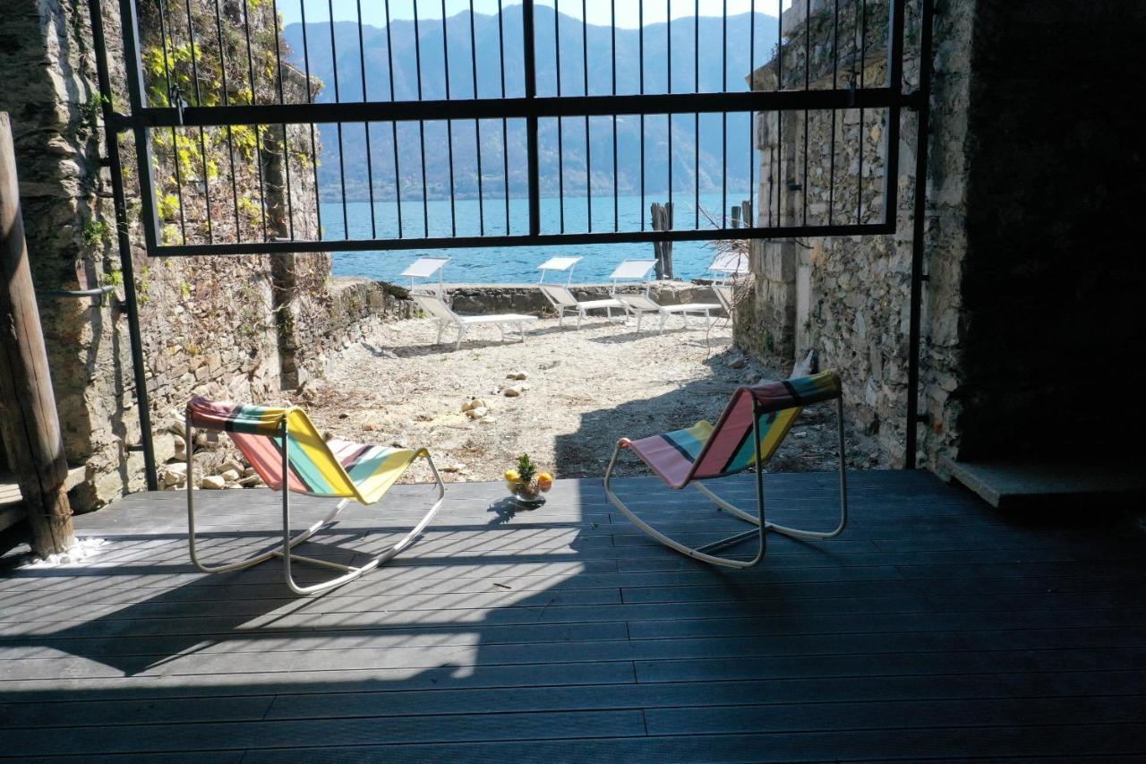 Beach Villa Fiorina Ghiffa Bagian luar foto