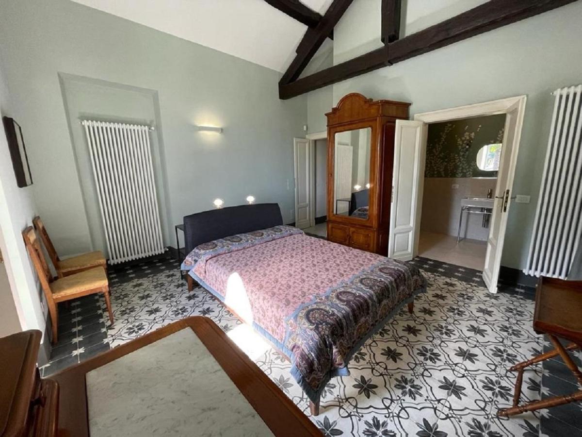 Beach Villa Fiorina Ghiffa Bagian luar foto